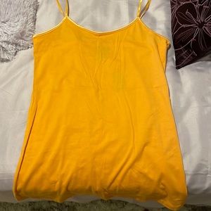 $4/$25 NWT tank top